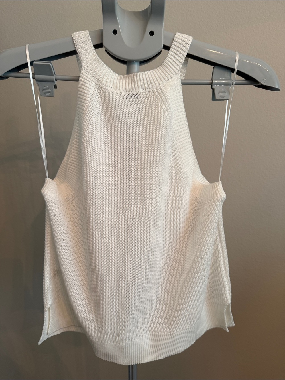 Gentle Fawn White Ribbed Halter Knit Tank - Picture 3 of 8
